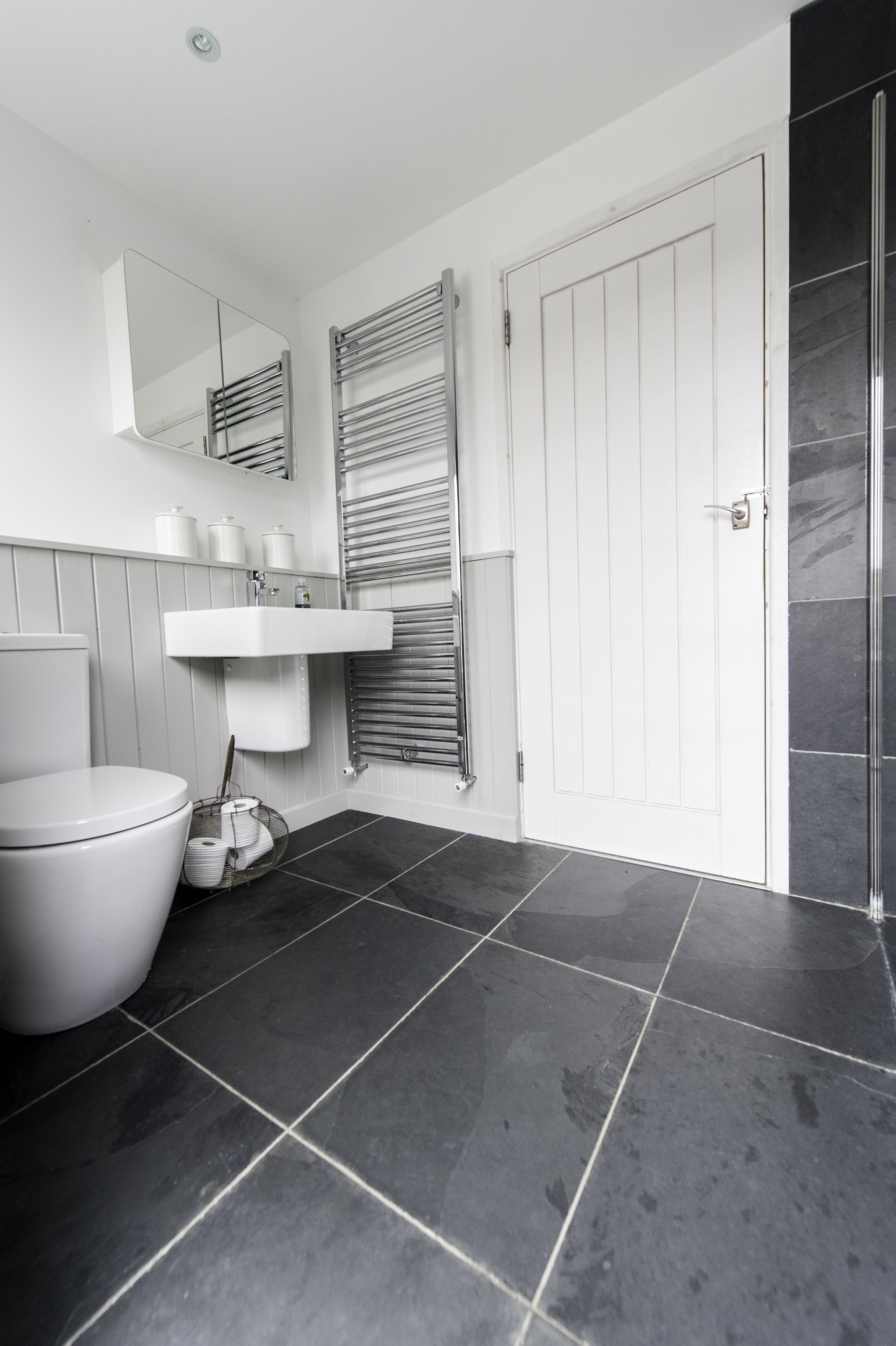 Slate Tiles Trays And Cladding For, Grey Slate Bathroom Floor Tiles